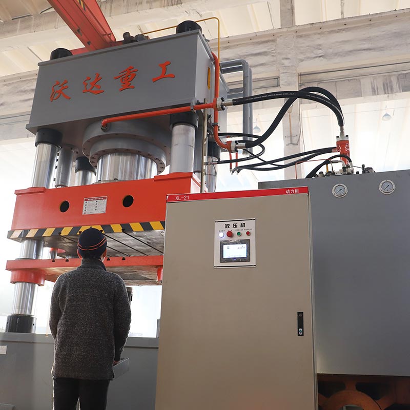 1250噸四梁四柱液壓機價格 1250噸四梁四柱液壓機價格