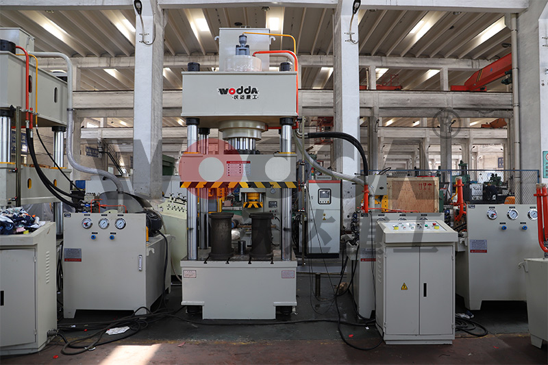 315噸四柱液壓機 315噸四柱液壓機