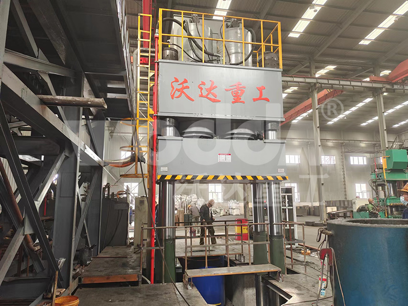 石墨坩堝液壓機 石墨坩堝液壓機