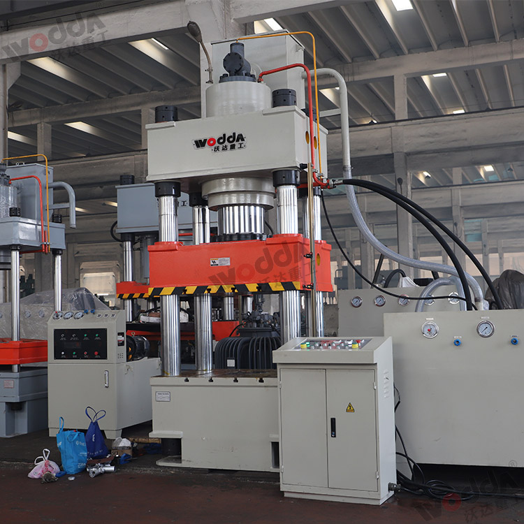 500噸動(dòng)力電池電芯鋁殼拉伸液壓機(jī)(圖2) 500噸動(dòng)力電池電芯鋁殼拉伸液壓機(jī)(圖2)