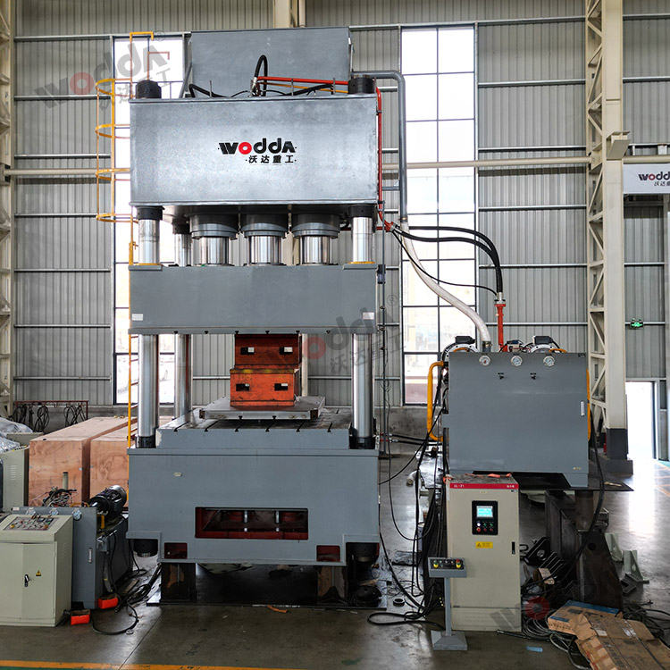 1500噸液壓墊拉伸機試機 1500噸液壓墊拉伸機試機
