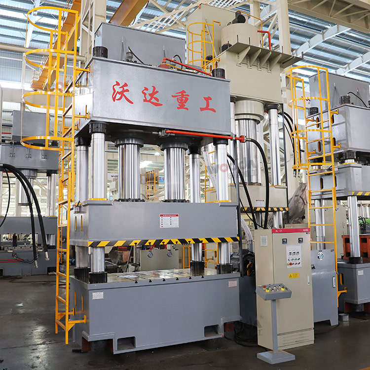 500噸三梁四柱液壓機(jī)(雙缸) 500噸三梁四柱液壓機(jī)(雙缸)